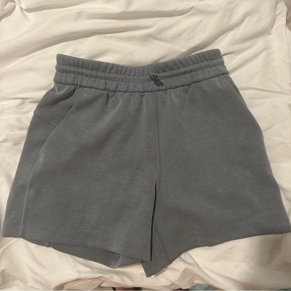 Lululemon Softstreme High Rise Short, 4”